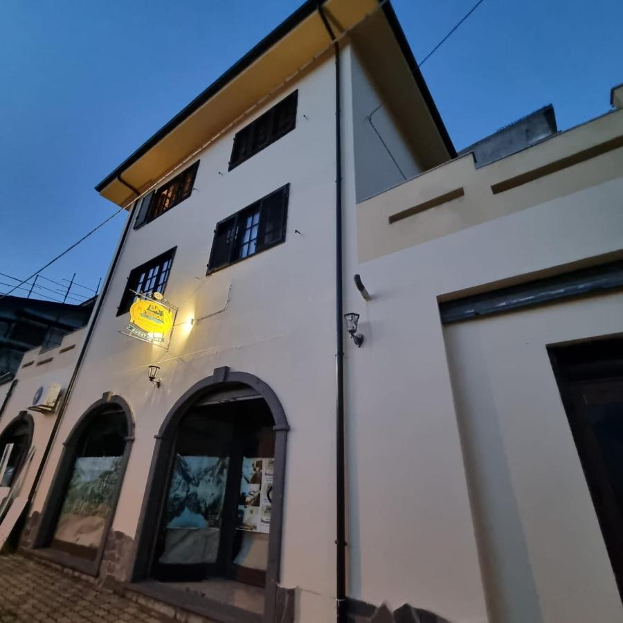 Sa Stiddiosa Guesthouse Gadoni Luaran gambar